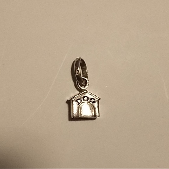 Links of London dog house charm
